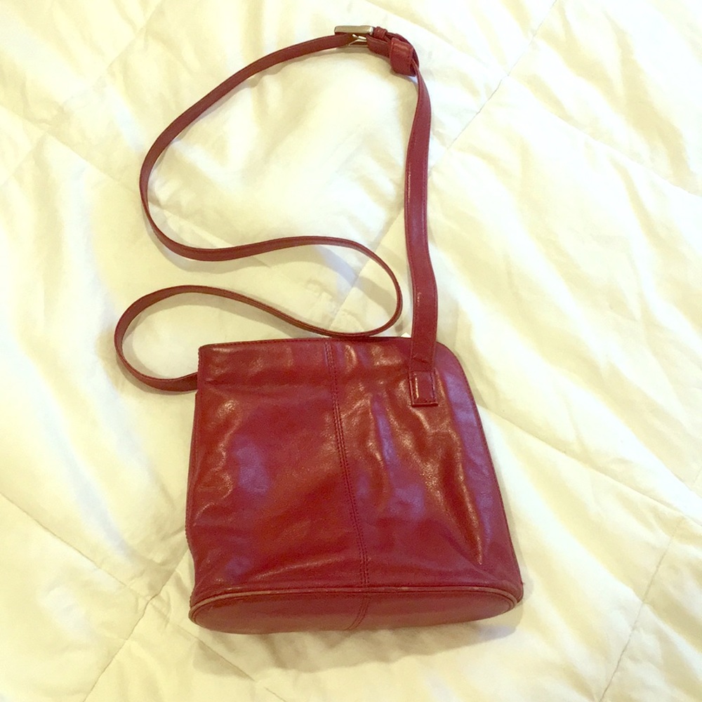 Cross body leather purse
